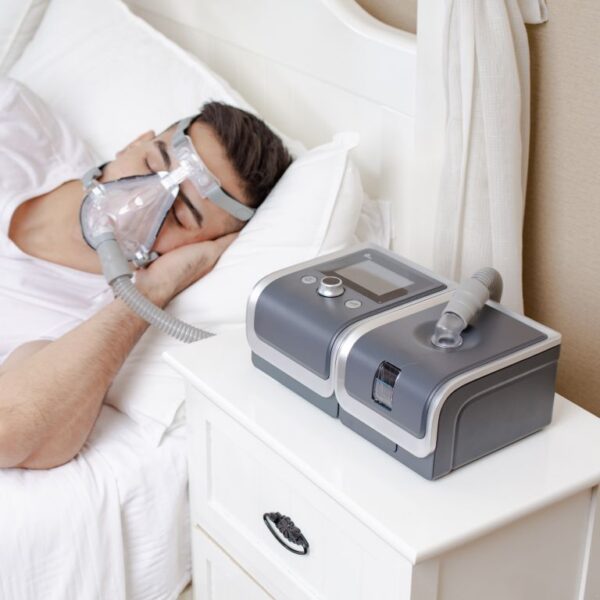 AutoCPAP / CPAP G2, en la mesa de luz